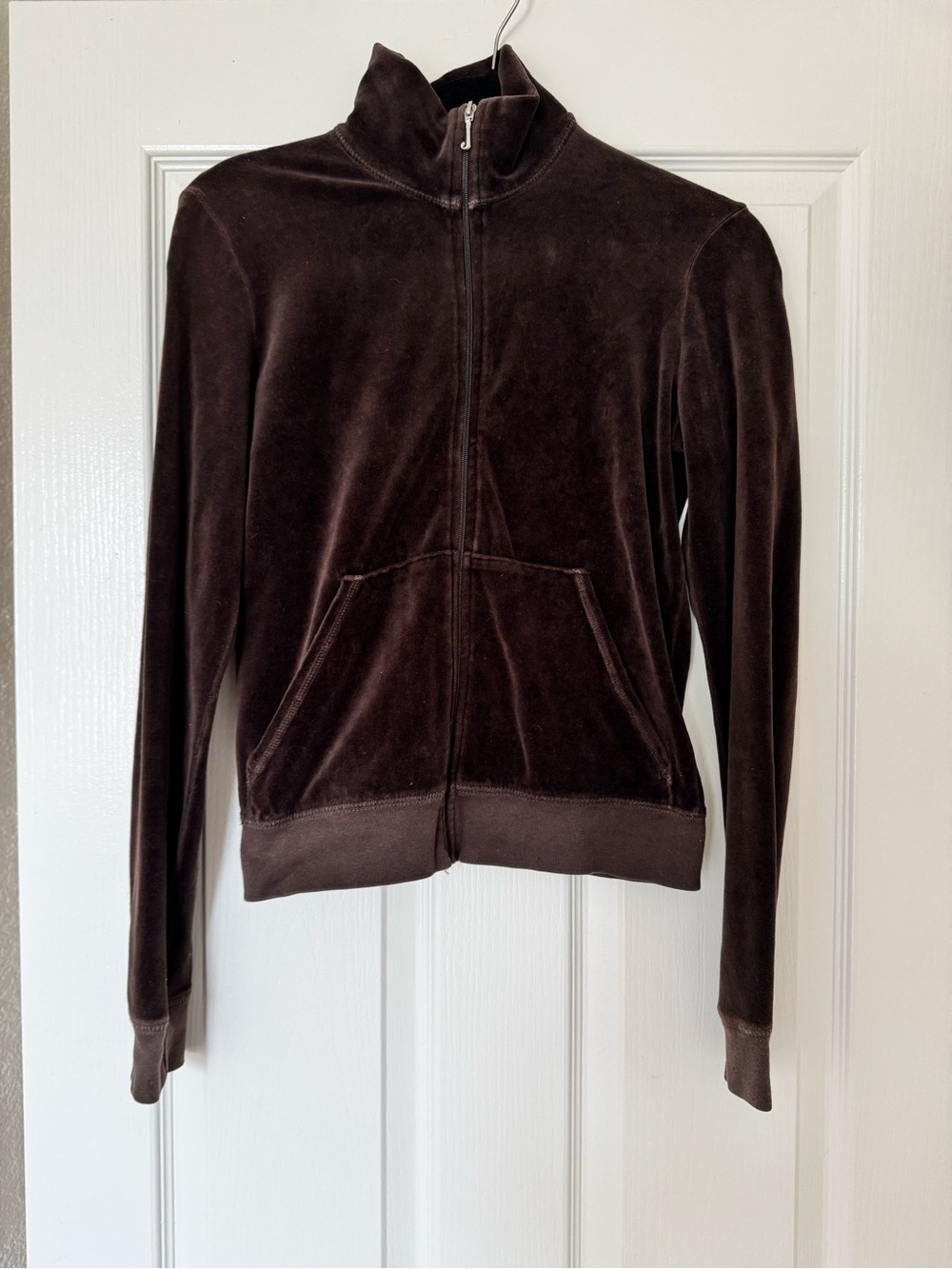 Juicy couture y2k Brown Velour Zip-Up Jacket. Size L.